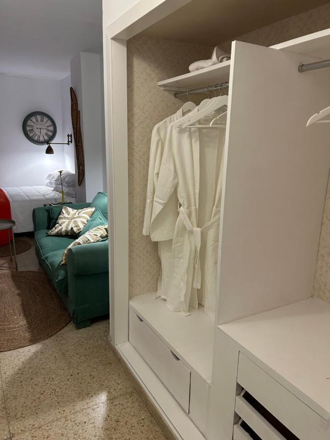 סנטה קרוז דה טנריף Niko Rooms מראה חיצוני תמונה