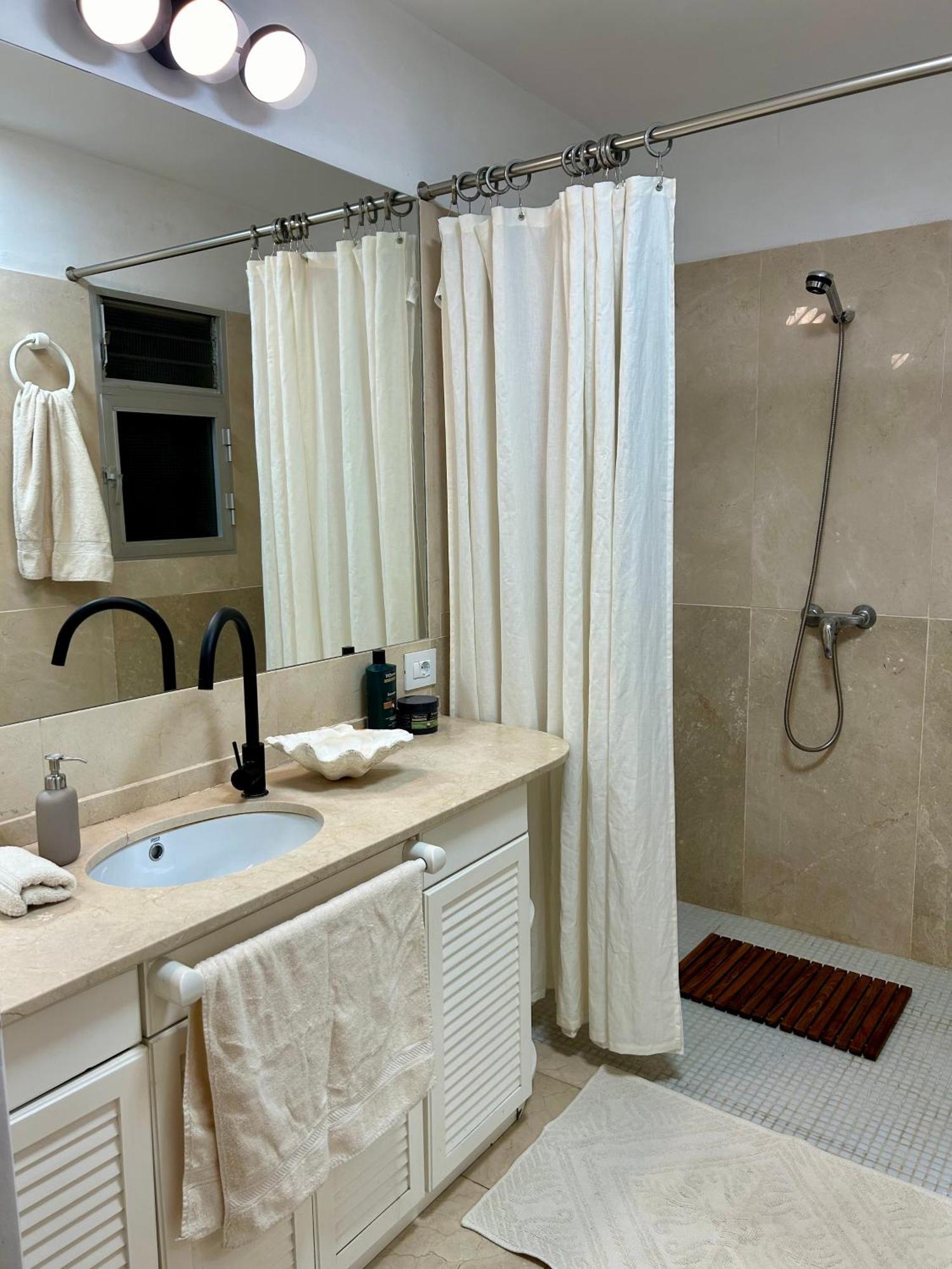 סנטה קרוז דה טנריף Niko Rooms מראה חיצוני תמונה